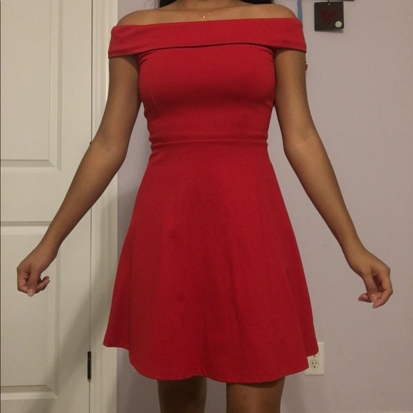 Red lulus casual dress - Picture 1 of 3